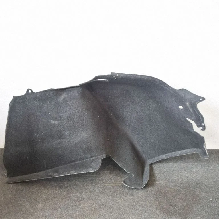 Trunk/boot side trim panel 104520000C