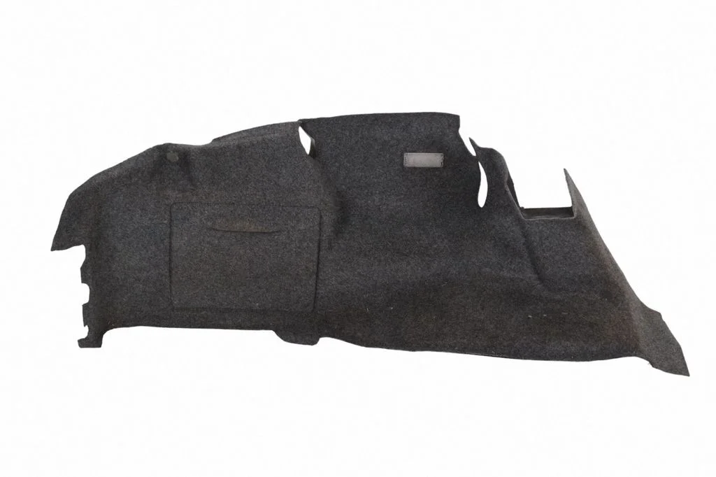 Trunk/boot side trim panel – left