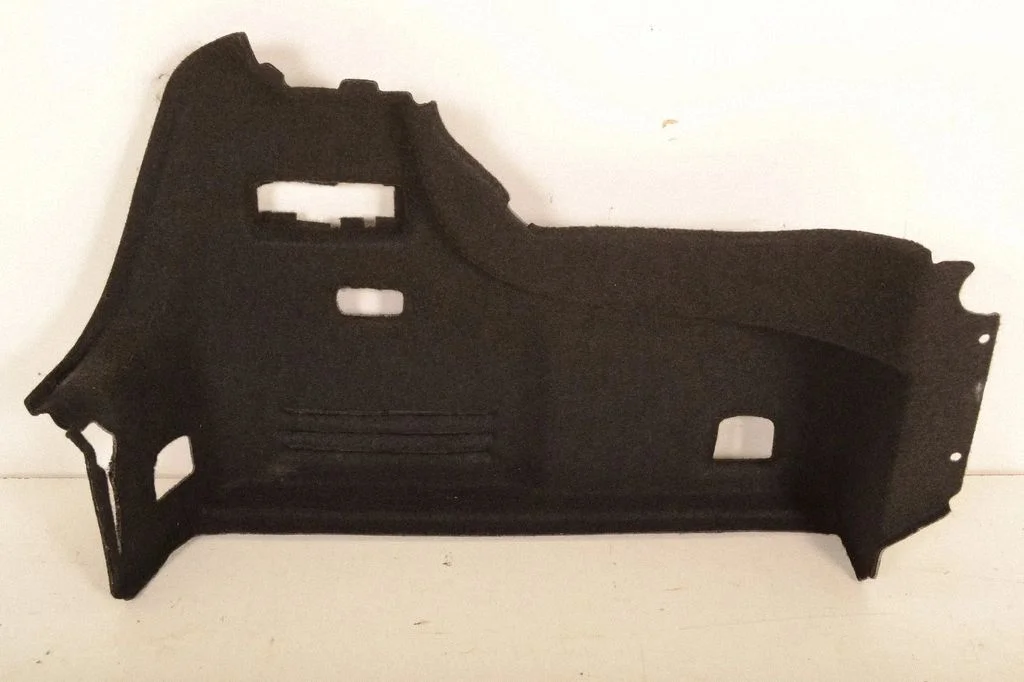 Trunk/boot side trim panel 8V7863879A