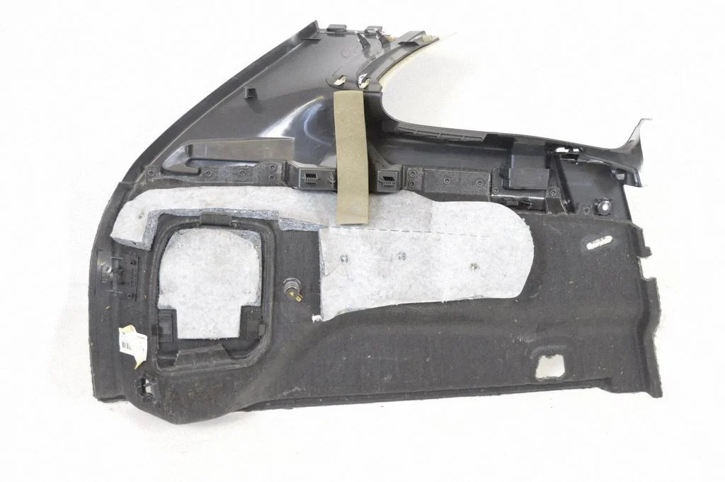 Trunk/boot side trim panel – Volvo XC60 (2009-2013)