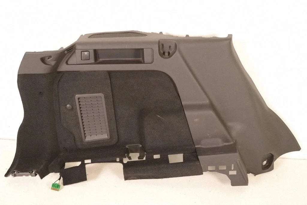 Trunk/boot side trim panel – Land Rover Discovery Sport (2014-)