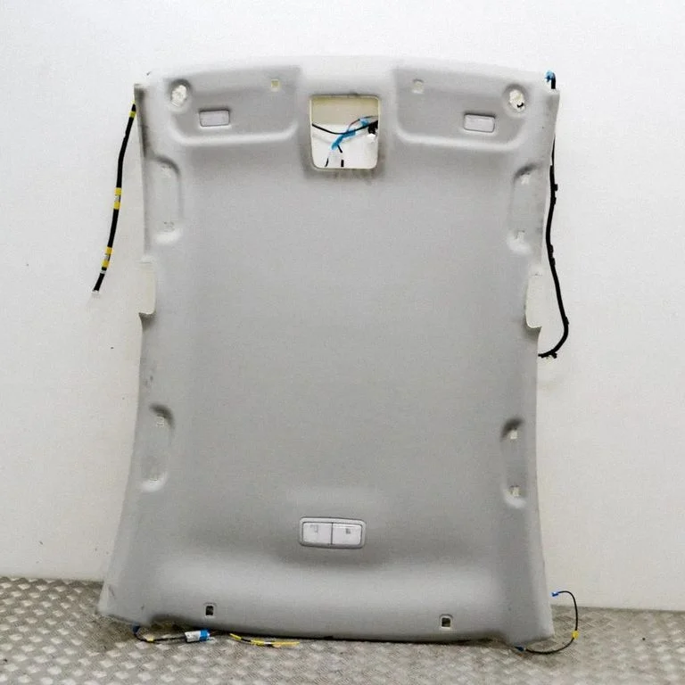 Podsufitka – Toyota Avensis T270 (2012-2015)