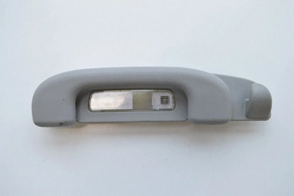 Rear interior roof grab handle – Mercedes-Benz ML-Class W164 (2005-2011)