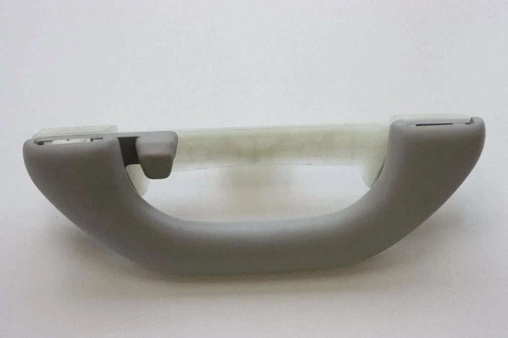 Rear interior roof grab handle – right
