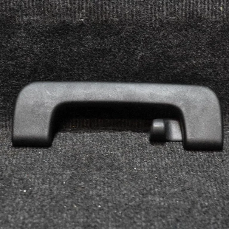 Tagumine lae käepide – Audi Q7 4L (2005-2015)