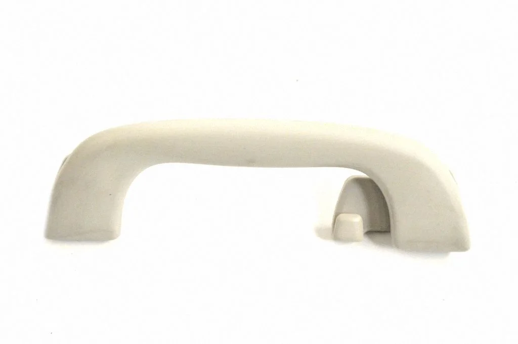 Rear interior roof grab handle – left