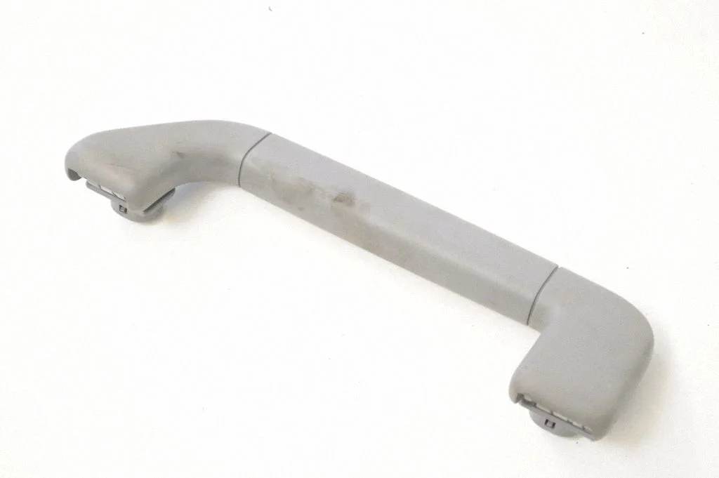 Rear interior roof grab handle 7L0857608A