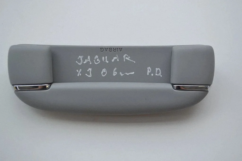 Rokturis priekšējais – Jaguar XJ X350 (2003-2009)