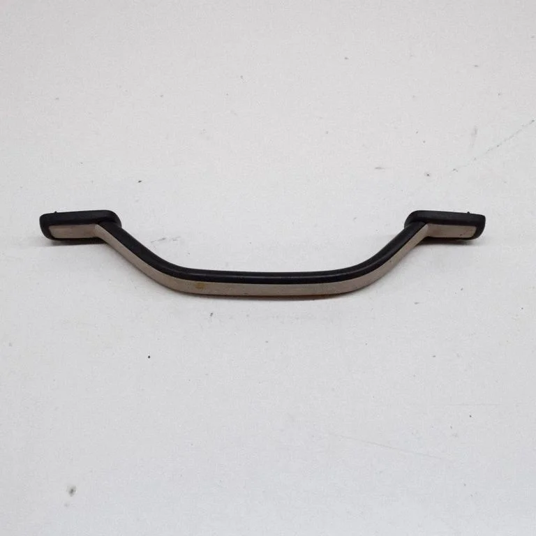 Front interior roof grab handle – right