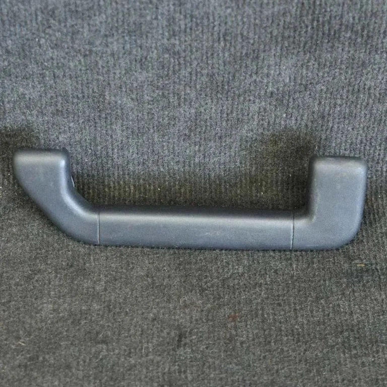 Front interior roof grab handle – Volkswagen Touareg II (2010-2018)