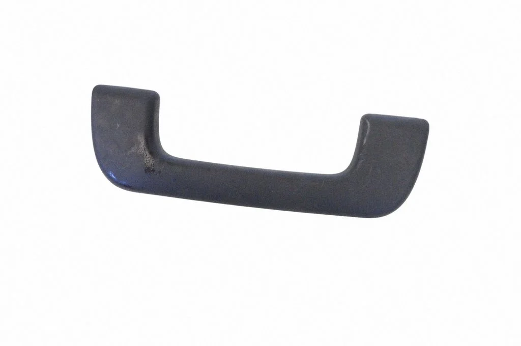 Front interior roof grab handle – right