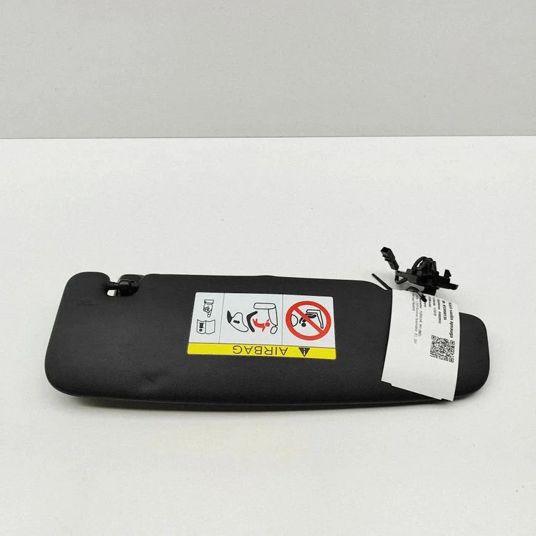 Osłona przeciwsłoneczna 9P1857551AB