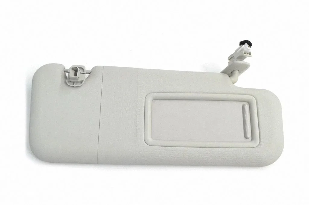 Sun visor – right