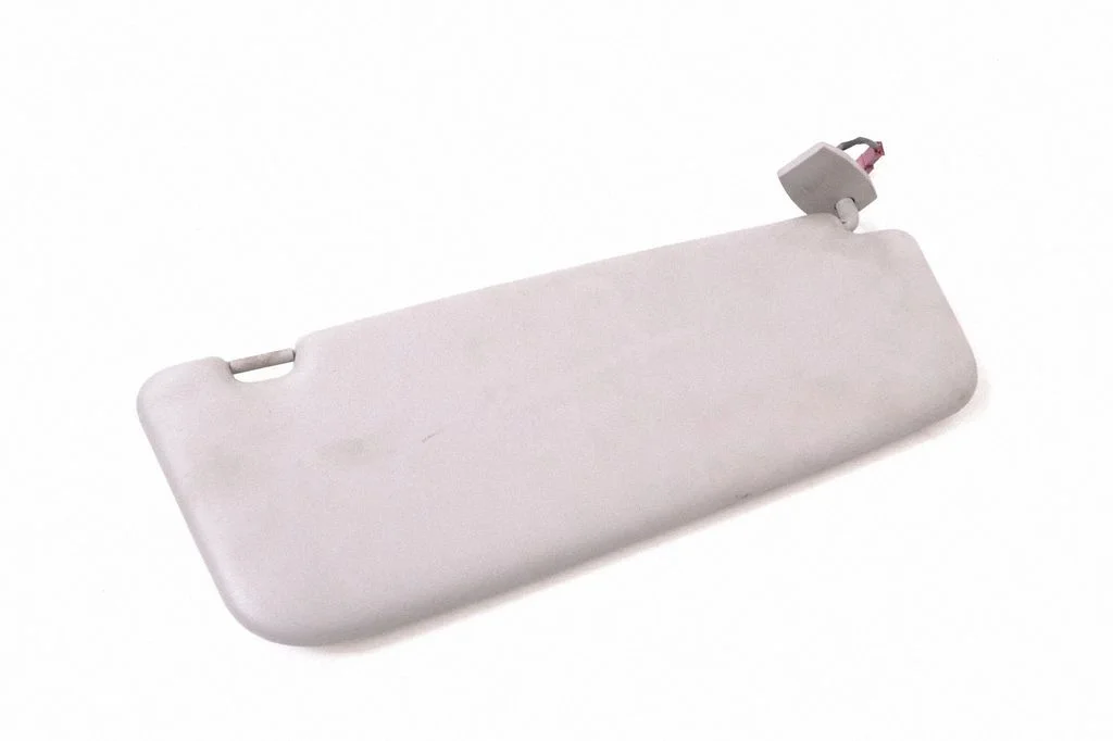Sun visor – left