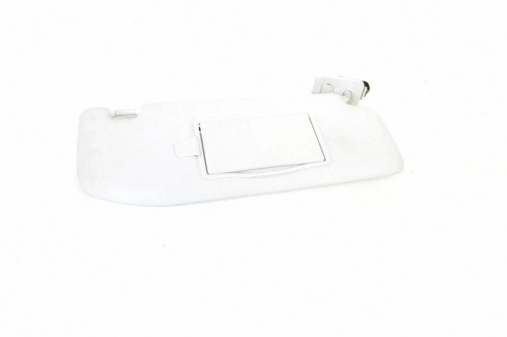 Sun visor – right