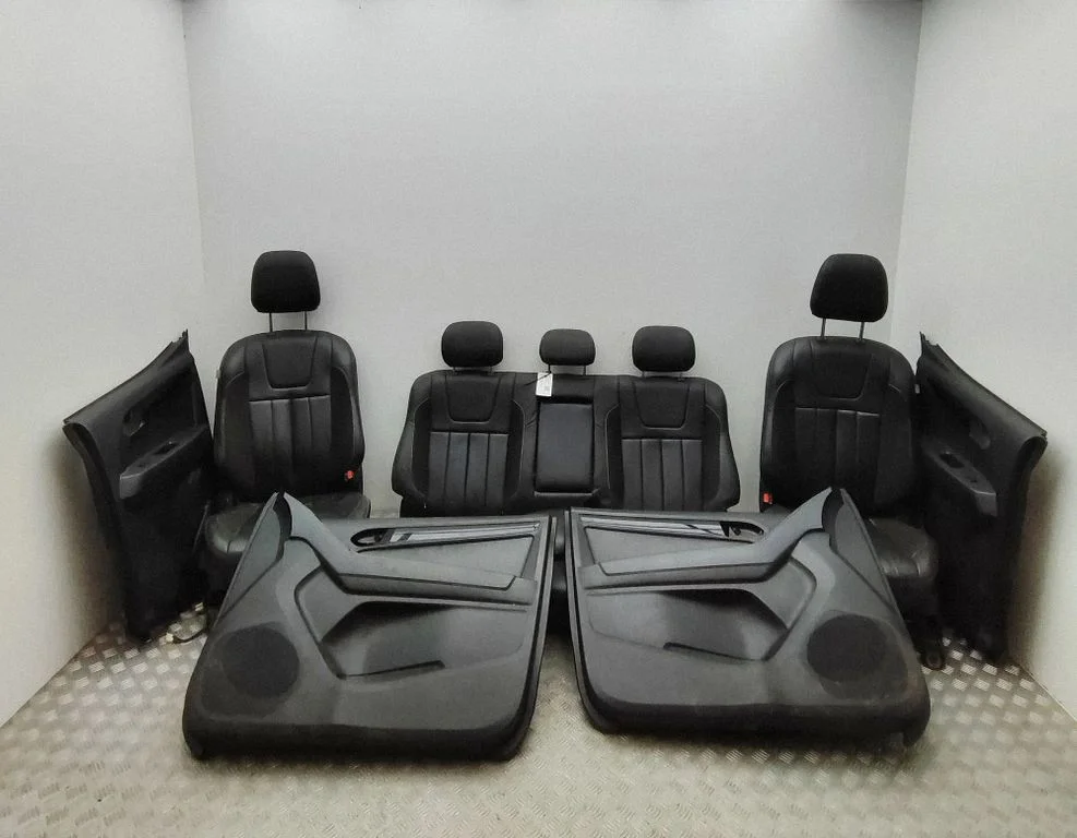 Salona komplekts 8982911740