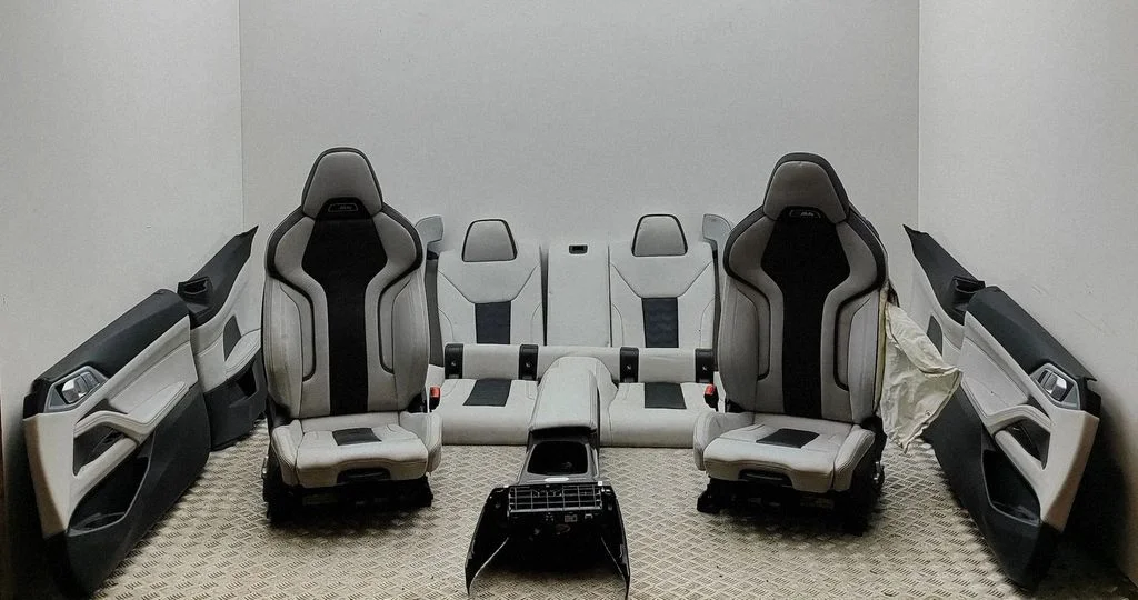 Salongikomplekt – BMW Series 4 M4 G82 G83 (2020-)