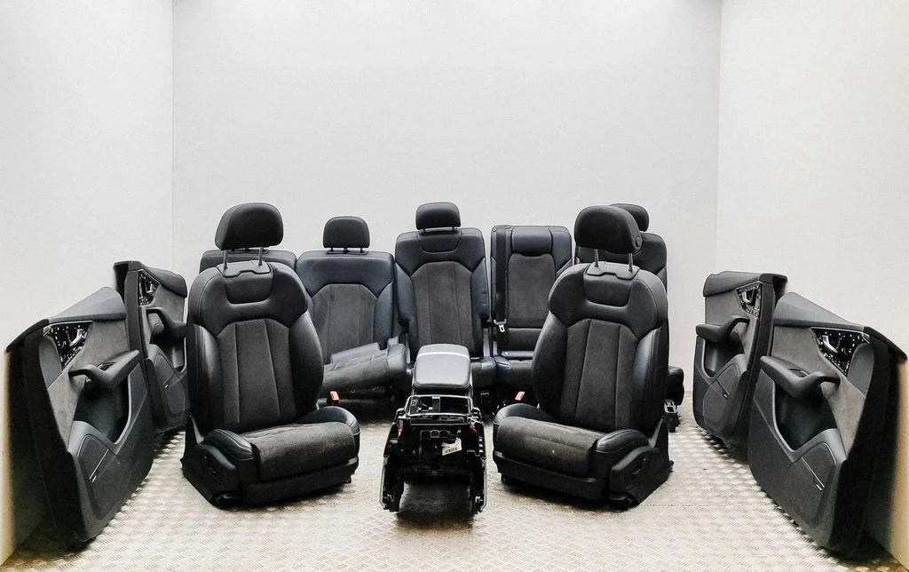 Interior set 4M0867104J