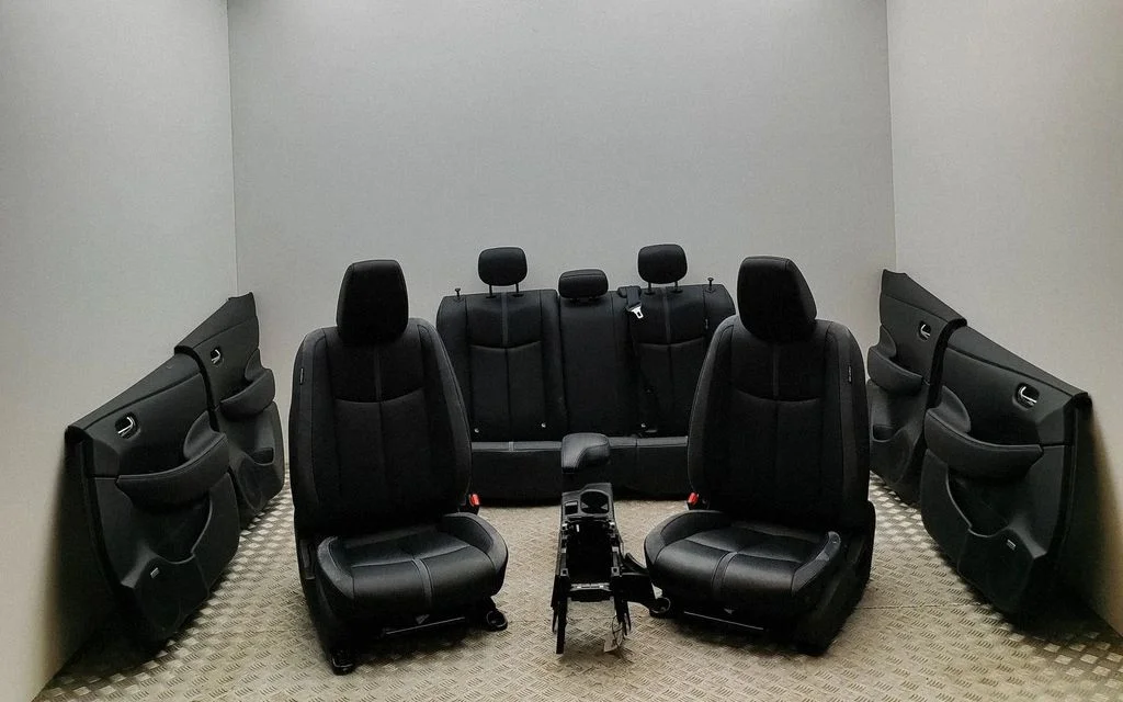 Interior set – Nissan Leaf II (ZE1) (2017-2025)