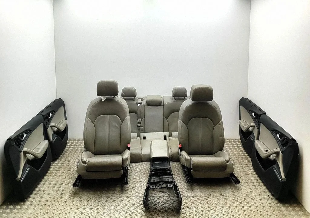 Interior set 4G0867222