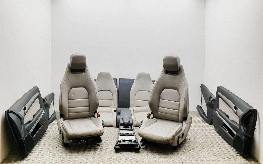Interior set A2077203270