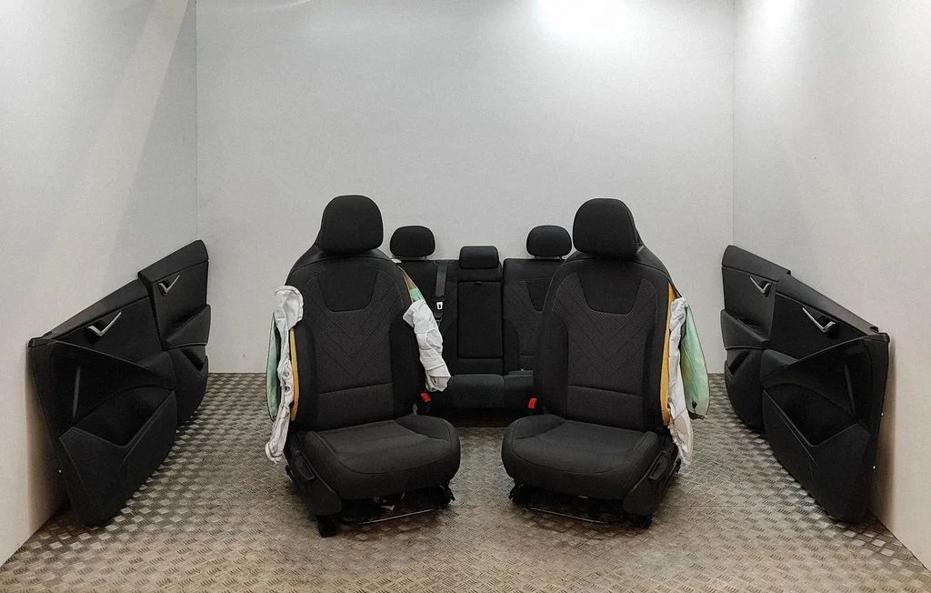Interior set 83711AT000
