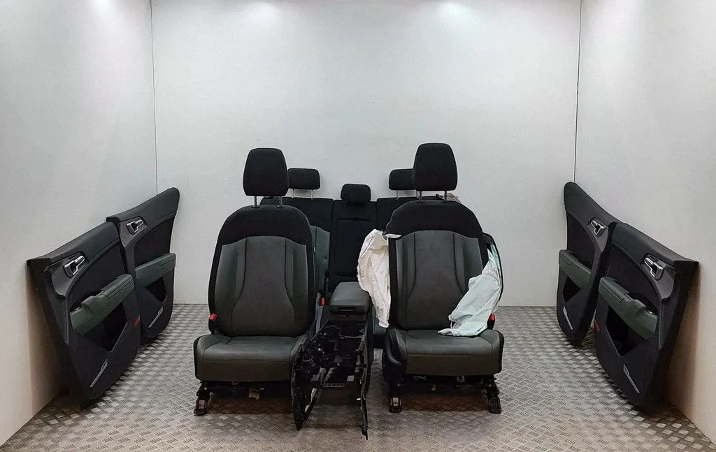 Salongikomplekt 82320R2000