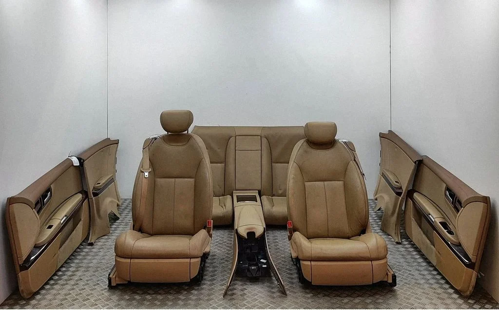 Interior set A2169100150