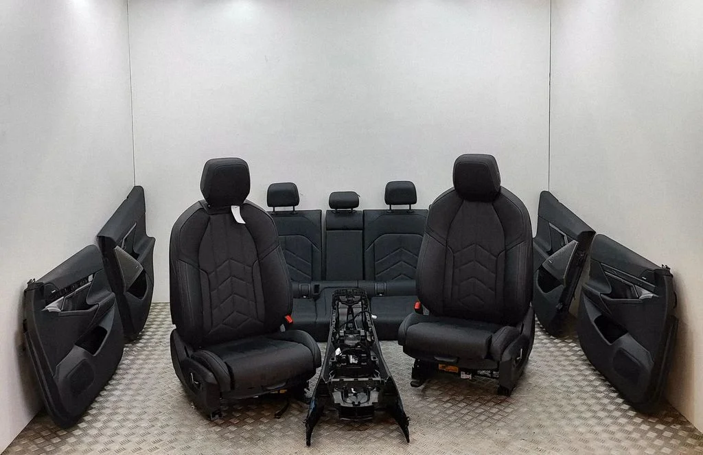 Salongikomplekt – BMW 5-seeria G60 G61 (2023-)