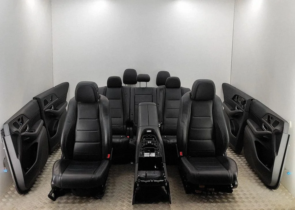 Interior set A1677373800