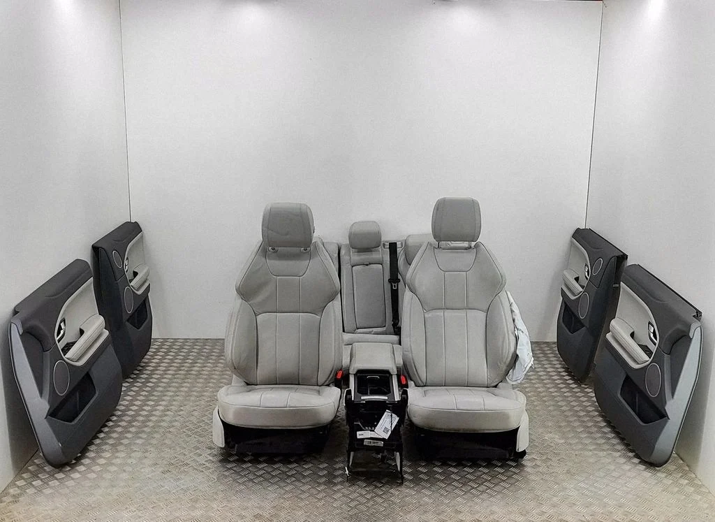 Interior set GJ3220163BAW