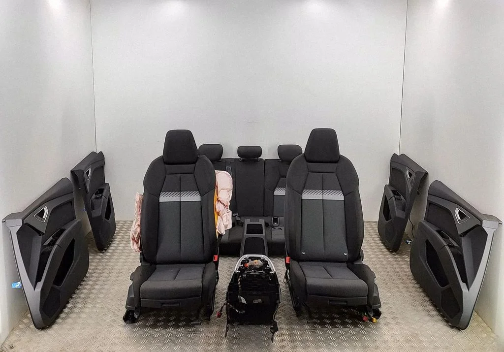 Interior set 89A959521