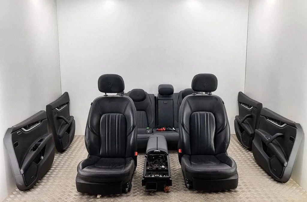 Salongikomplekt – Maserati Ghibli (2013-)