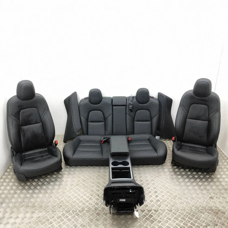 Salongikomplekt – Tesla Model Y (2020-)