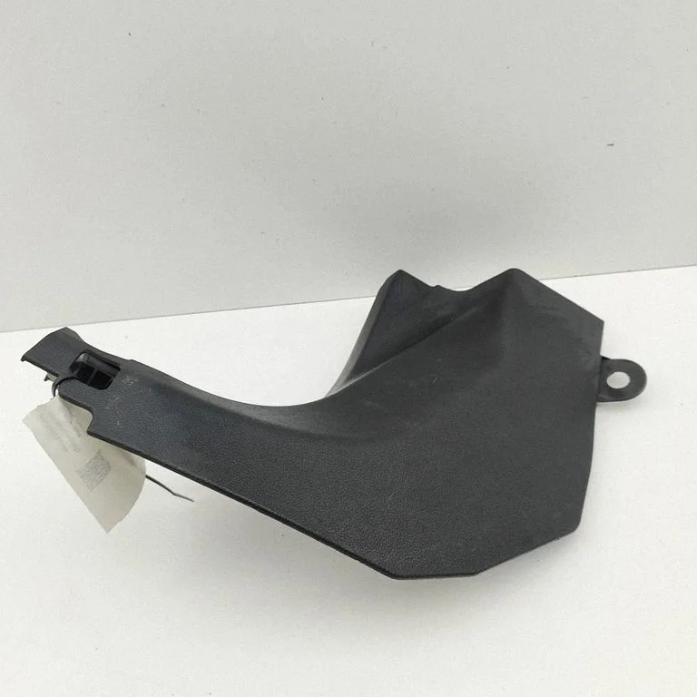 (A) pillar trim 769126146R