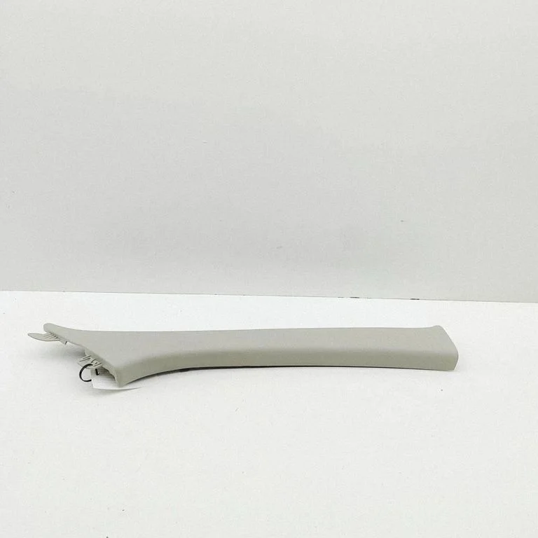 (A) piilari kate 85821AT000