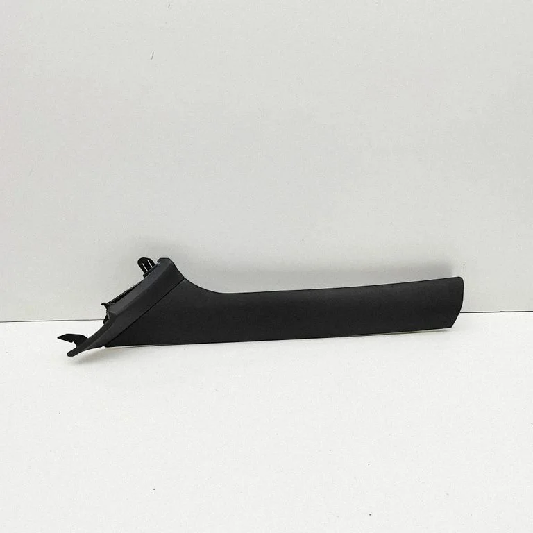 (A) piilari kate 85811CU000