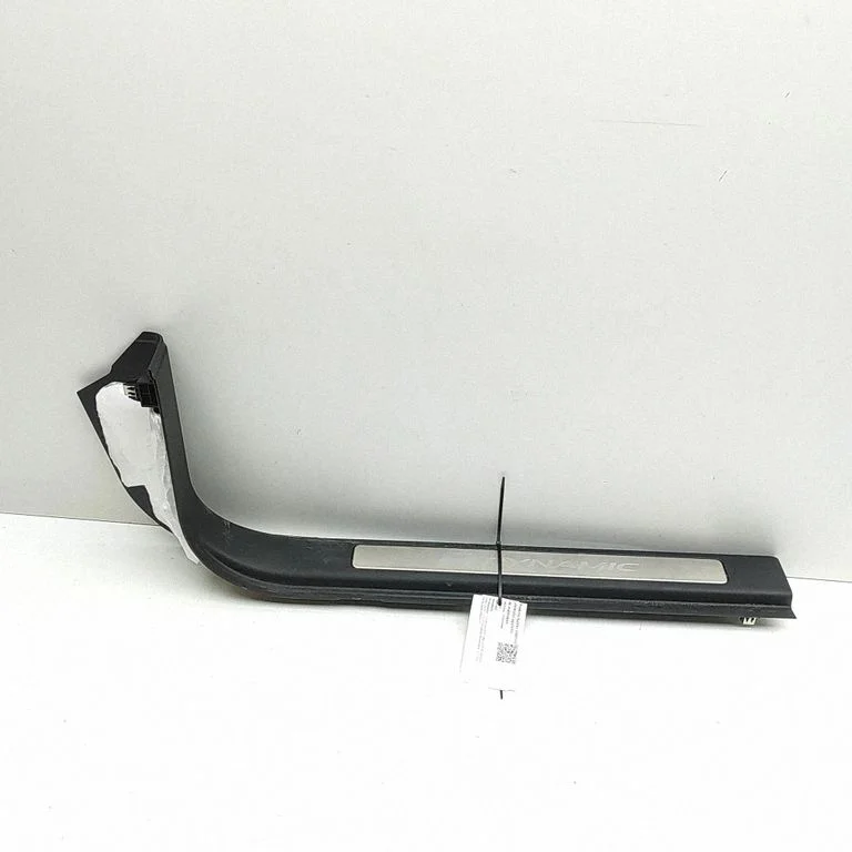 (A) statņa apdare LK7202349JB