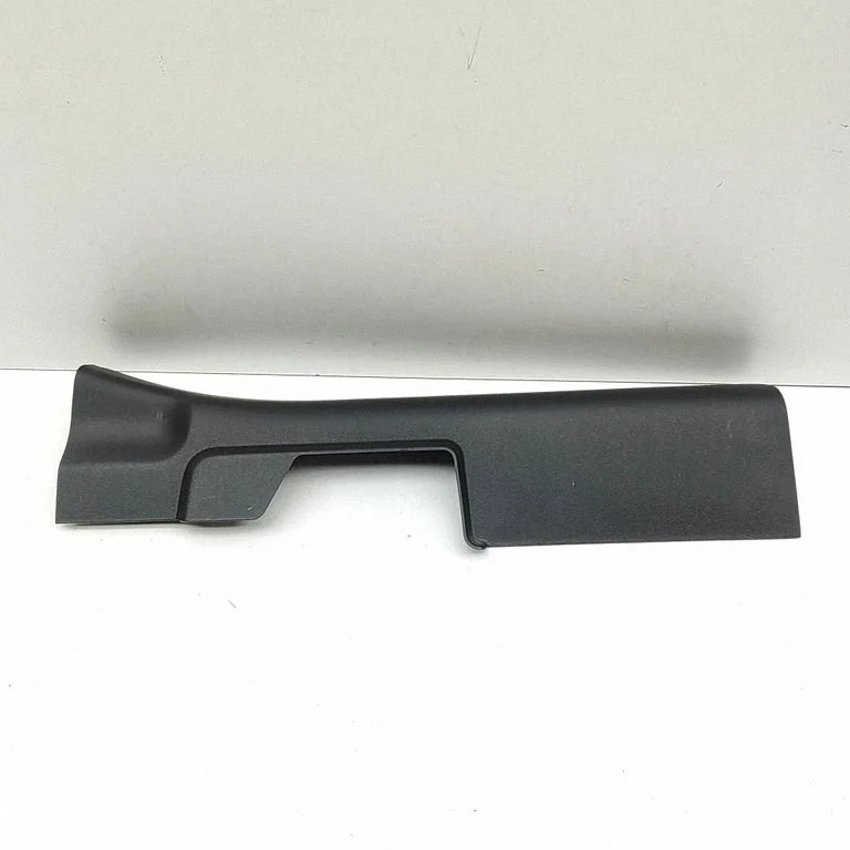 (A) piilari kate – Mitsubishi Lancer Evolution X (2008-2014)