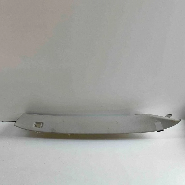 (A) pillar trim – Volvo V60 (2018-)
