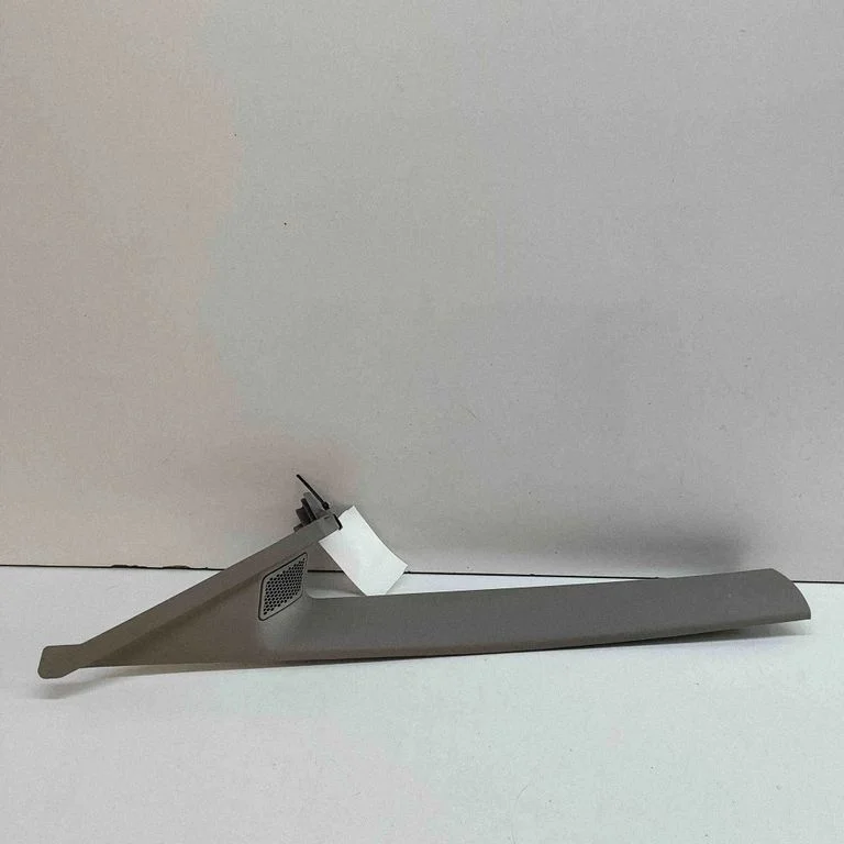 (A) piilari kate 7T0867233E