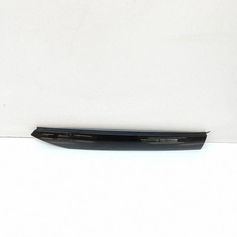 (A) pillar trim 7197819