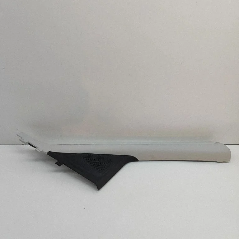 (A) piilari kate L1TBA03598AA