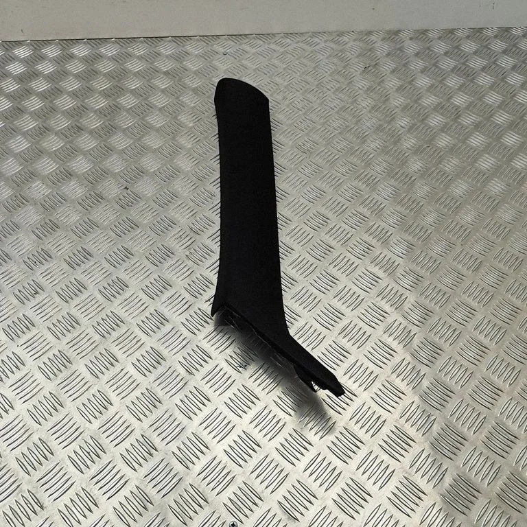 (A) piilari kate – BMW Series 4 M4 F82 F83 (2014-2020)