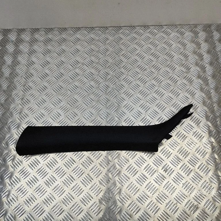 (A) piilari kate – BMW 4-seeria F32 F33 (2013-2020)