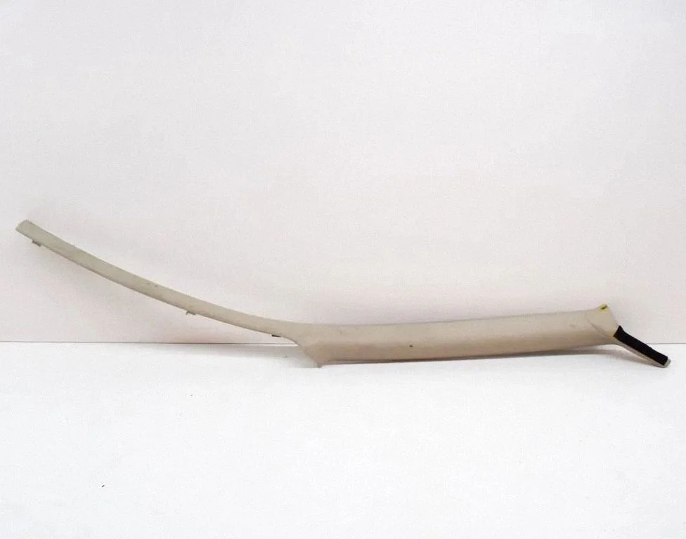 (A) pillar trim MB645026
