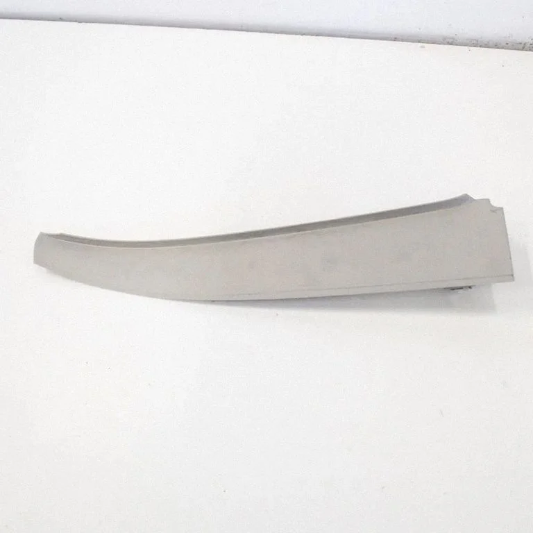 (A) pillar trim – Volvo S90, V90 (2016-)