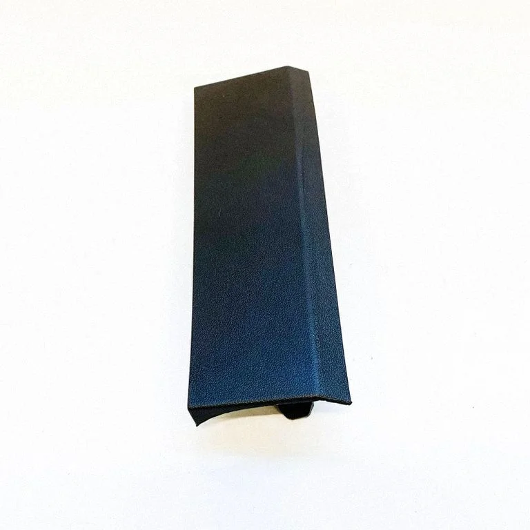 (A) pillar trim 108630680E