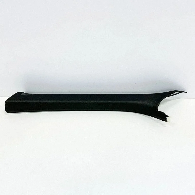 (A) pillar trim – Porsche Macan (95B) (2014-2018)