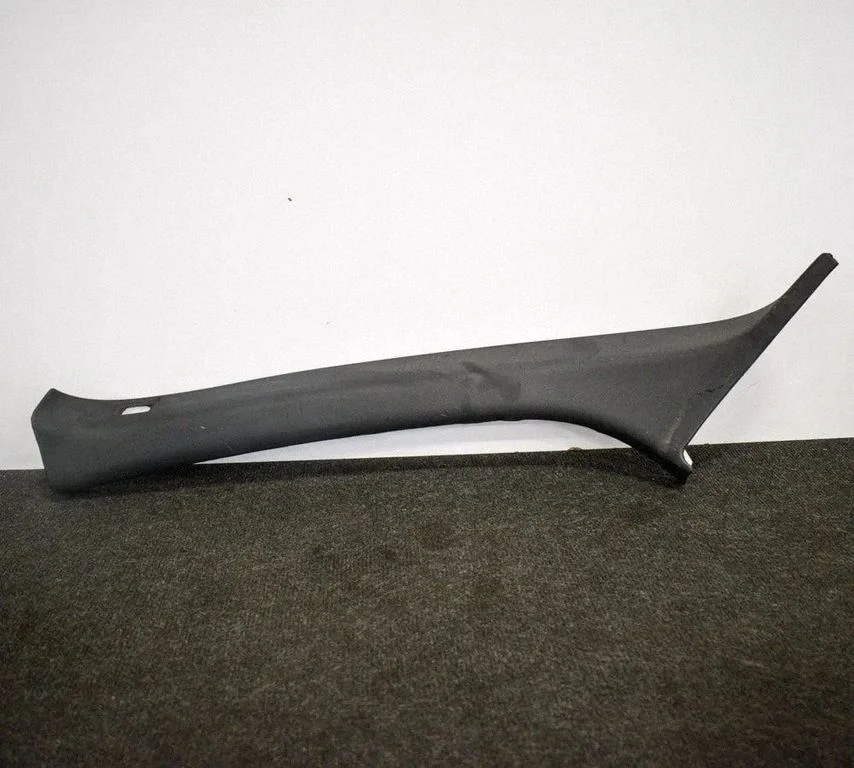 (A) pillar trim – Volvo XC60 (2017-)